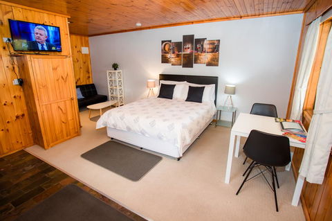 Seppelts View Cabins - Accommodation Rockhampton 0