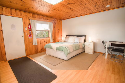 Seppelts View Cabins - Accommodation Rockhampton 19