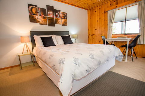 Seppelts View Cabins - Accommodation Rockhampton 13
