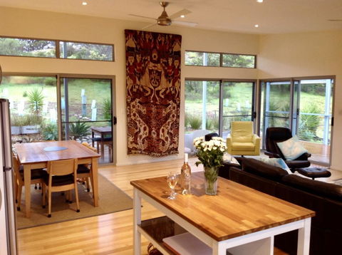 A Dune Escape - Accommodation Rockhampton 1