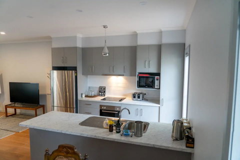 Gawler Townhouse 3 Bedroom - Accommodation Rockhampton 4