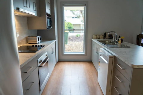 Gawler Townhouse 3 Bedroom - Accommodation Rockhampton 1