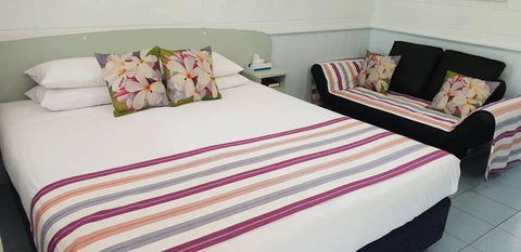 Arcadia Motel - Accommodation Rockhampton 0
