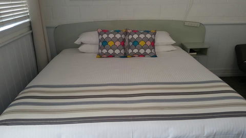 Arcadia Motel - Accommodation Rockhampton 2