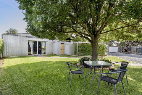 Barossa Retro BnB - Accommodation Rockhampton 3