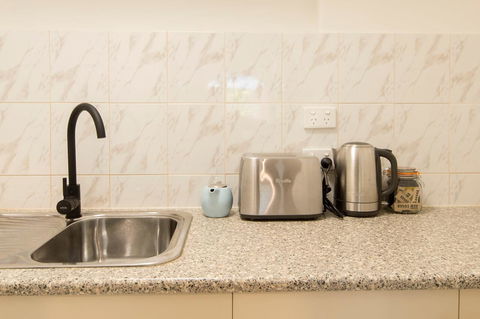 The Manor Basket Range - Accommodation Rockhampton 9