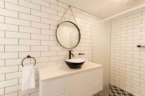 The Manor Basket Range - Accommodation Rockhampton 8
