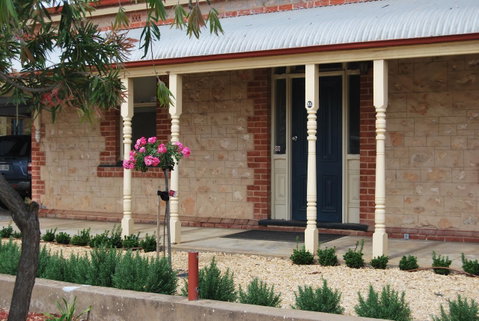 Jacaranda Cottage - Accommodation Rockhampton 13