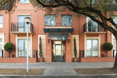 Majestic Tynte Street Apartments - Accommodation Rockhampton 3