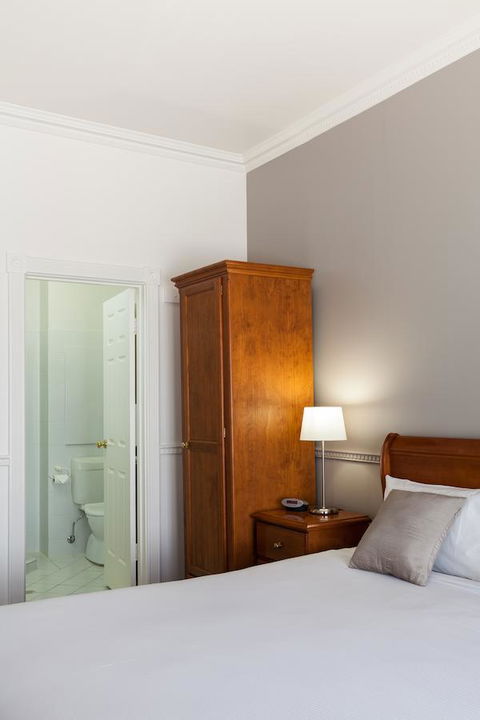 Majestic Tynte Street Apartments - Accommodation Rockhampton 16