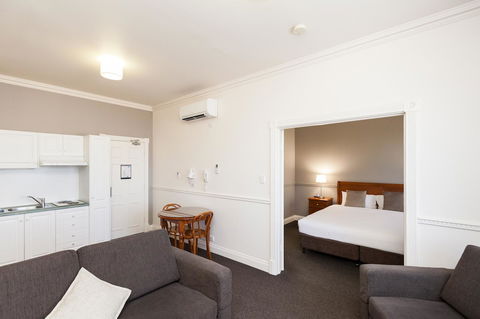 Majestic Tynte Street Apartments - Accommodation Rockhampton 18