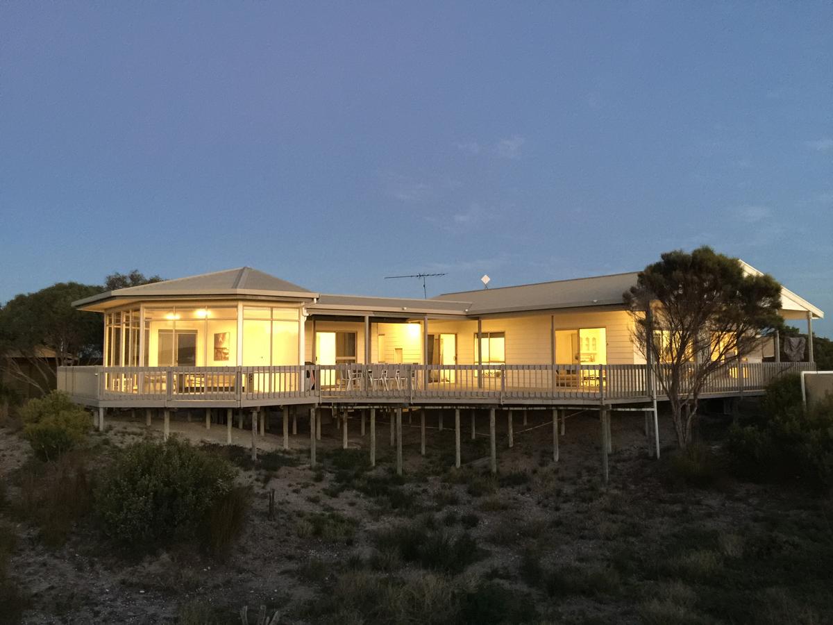 Island Beach SA Accommodation Rockhampton