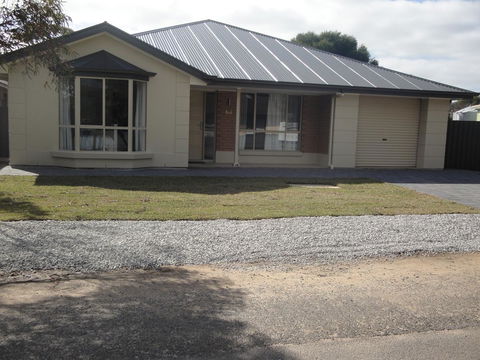 White Sands Retreat - Accommodation Rockhampton 0