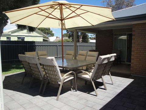 White Sands Retreat - Accommodation Rockhampton 9