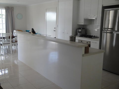 White Sands Retreat - Accommodation Rockhampton 2