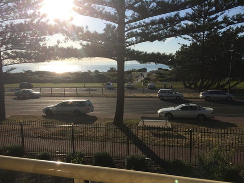 Adelaide - Semaphore Beach Front - Accommodation Rockhampton 8