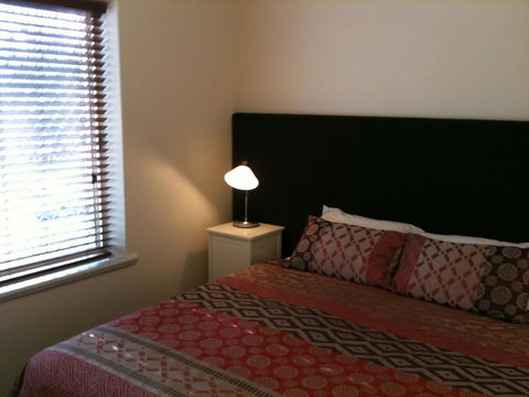 Adelaide - Semaphore Beach Front - Accommodation Rockhampton 13