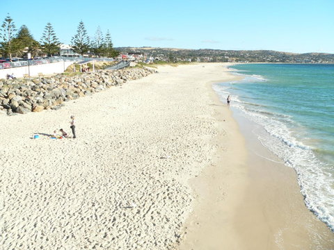 Brighton Beach House - Accommodation Rockhampton 14