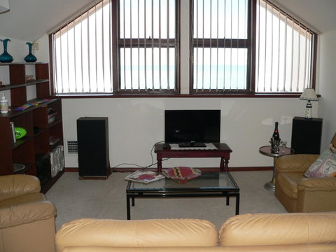 Brighton Beach House - Accommodation Rockhampton 6