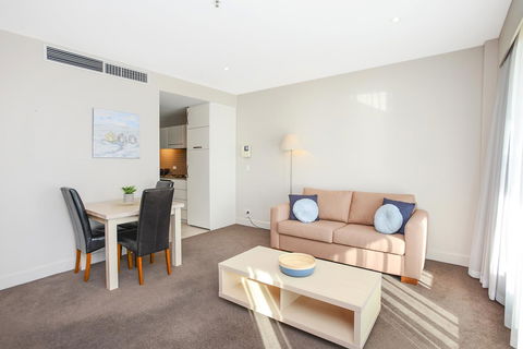 Pier Luxury Apartments - Accommodation Rockhampton 11