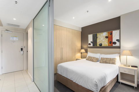 Pier Luxury Apartments - Accommodation Rockhampton 9