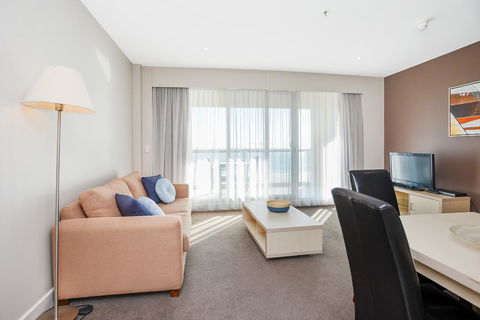 Pier Luxury Apartments - Accommodation Rockhampton 13