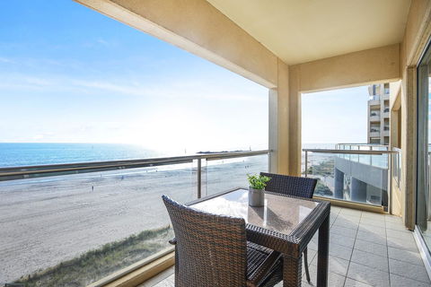 Pier Luxury Apartments - Accommodation Rockhampton 7