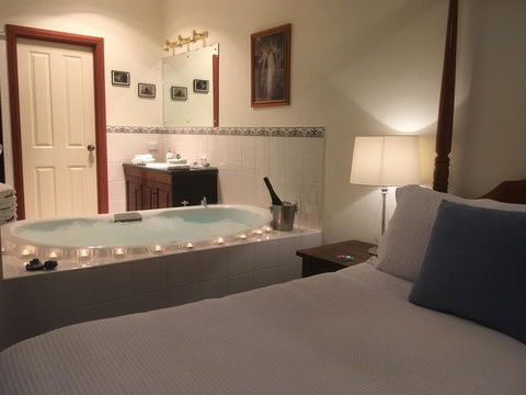 Wine And Roses Bed And Breakfast - Accommodation Rockhampton 23