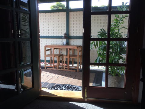 Wine And Roses Bed And Breakfast - Accommodation Rockhampton 34