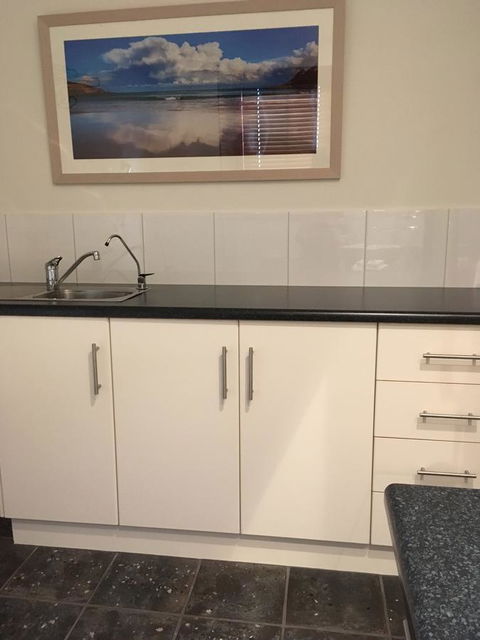 Wine And Roses Bed And Breakfast - Accommodation Rockhampton 40