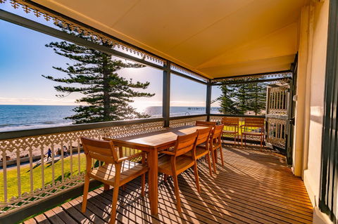 Seawall Apartments - Accommodation Rockhampton 1