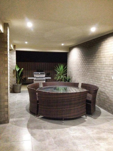 Casavino Luxury Villa - Accommodation Rockhampton 8