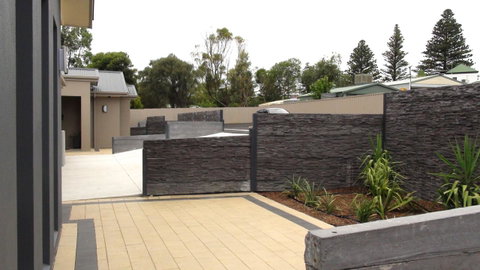 Casavino Luxury Villa - Accommodation Rockhampton 16