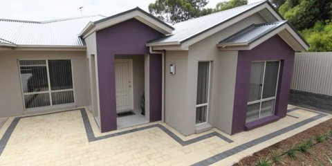 Casavino Luxury Villa - Accommodation Rockhampton 1