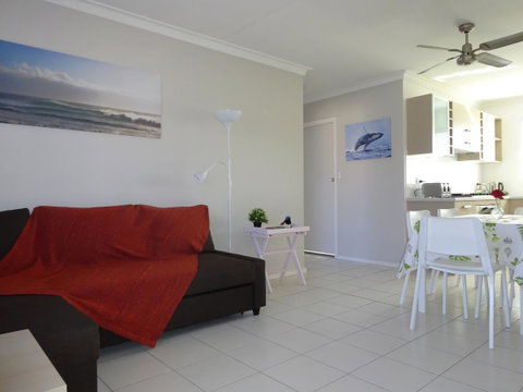 Selene Holiday Apartment @West Beach - Accommodation Rockhampton 31