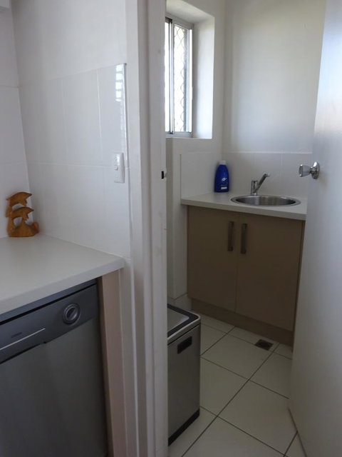 Selene Holiday Apartment @West Beach - Accommodation Rockhampton 17