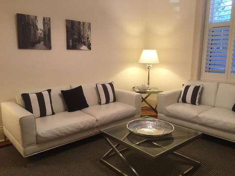 8 Osborne - Accommodation Rockhampton 6