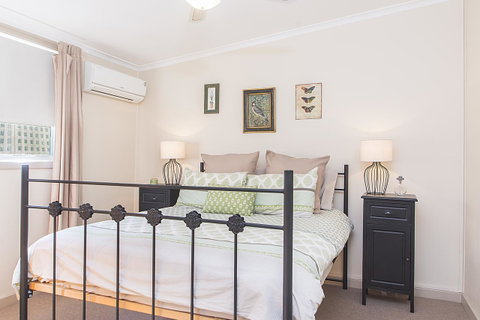Stoneleigh Cottage Bed And Breakfast - Accommodation Rockhampton 7