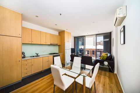 York Apartments - Accommodation Rockhampton 19