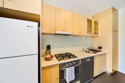 York Apartments - Accommodation Rockhampton 11