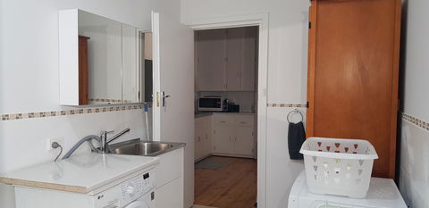 Unit In Marion - Accommodation Rockhampton 4