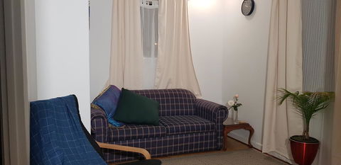 Unit In Marion - Accommodation Rockhampton 5