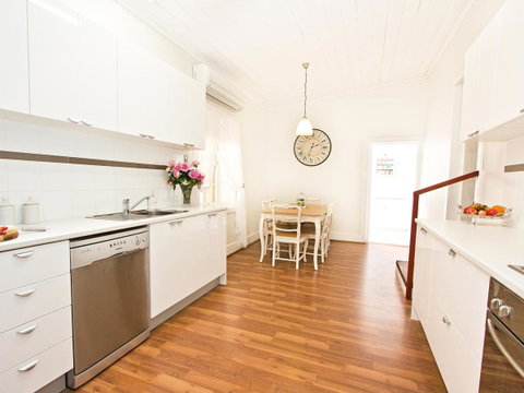 Queen's Cottage Barossa Valley - Accommodation Rockhampton 4