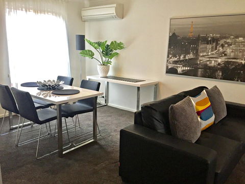 Adelaide DressCircle Apartments - Archer Street - Accommodation Rockhampton 17