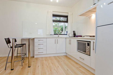 Atlantic West Beach Apartments - Accommodation Rockhampton 17