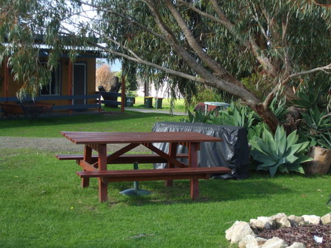 Casuarina Coastal Units - Accommodation Rockhampton 17