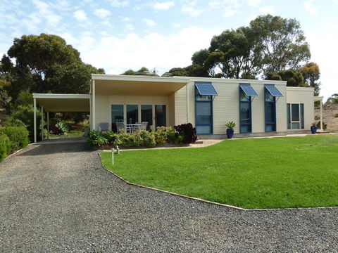 SeaShells Penneshaw - Accommodation Rockhampton 0