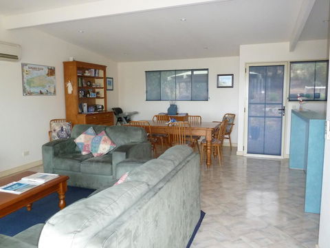 SeaShells Penneshaw - Accommodation Rockhampton 12