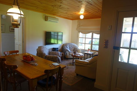 Amy\'s House Bed & Breakfast - Accommodation Rockhampton 42