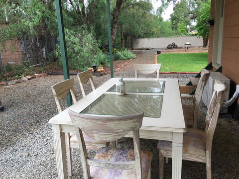 Amy\'s House Bed & Breakfast - Accommodation Rockhampton 14